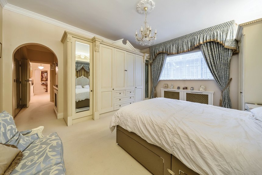 for sale framewood road london 35849 - Gibbs Gillespie