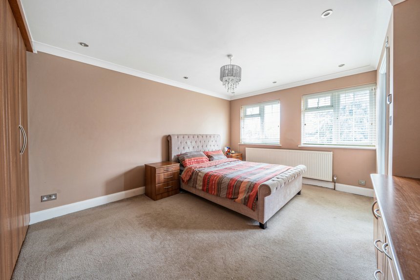 under offer cheapside lane london 35854 - Gibbs Gillespie