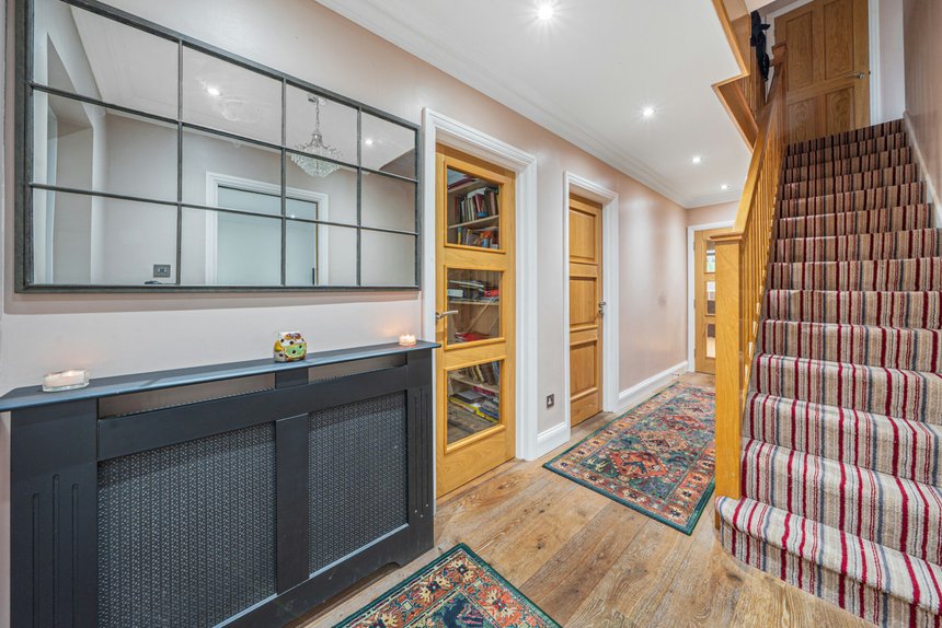under offer cheapside lane london 35854 - Gibbs Gillespie