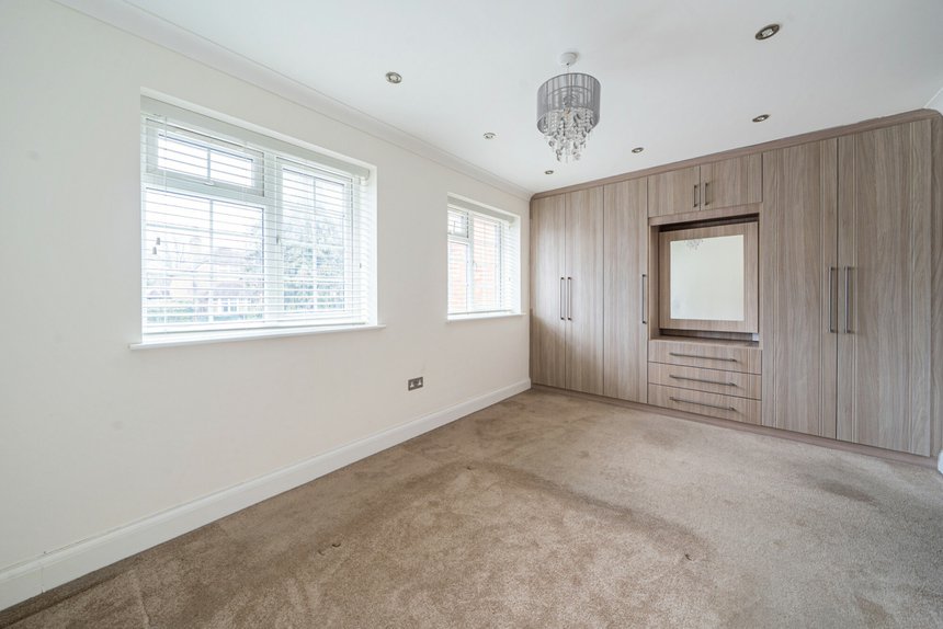 under offer cheapside lane london 35854 - Gibbs Gillespie