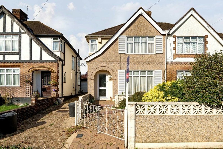 for sale melthorne drive london 35885 - Gibbs Gillespie