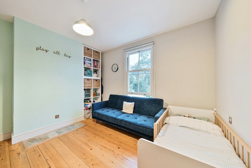 for sale common road london 35897 - Gibbs Gillespie