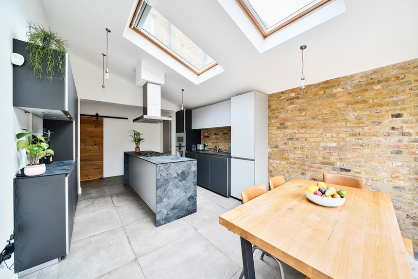 for sale common road london 35897 - Gibbs Gillespie