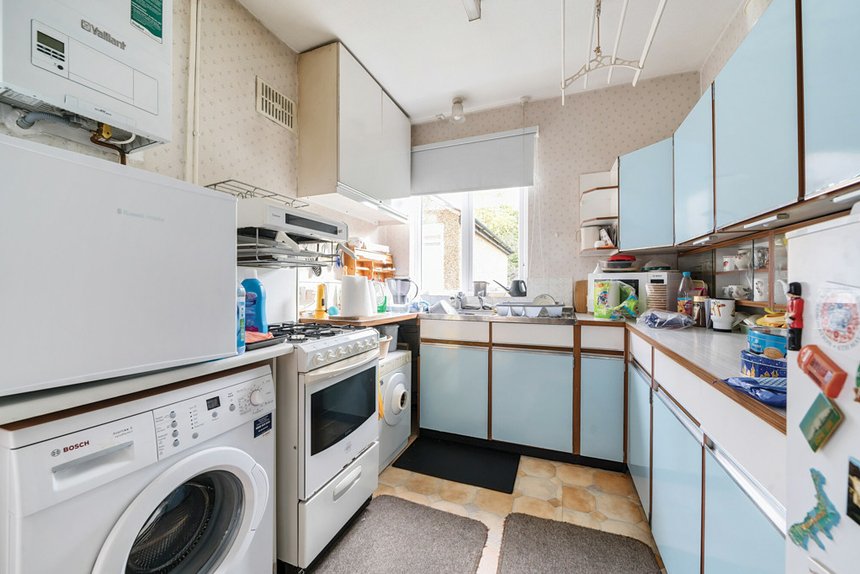 under offer oakington avenue london 35969 - Gibbs Gillespie