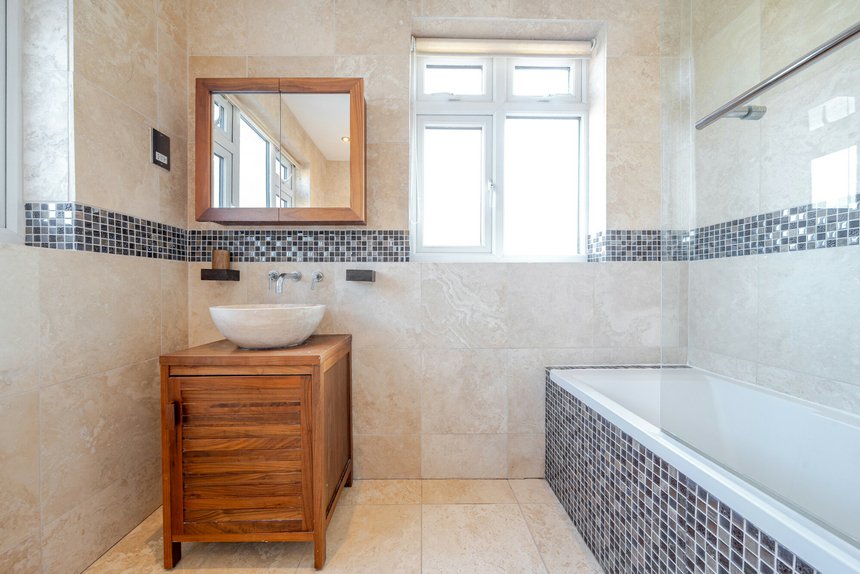 sold ferncroft avenue london 36032 - Gibbs Gillespie