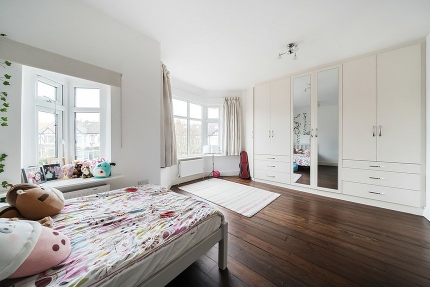 for sale loveday road london 36079 - Gibbs Gillespie