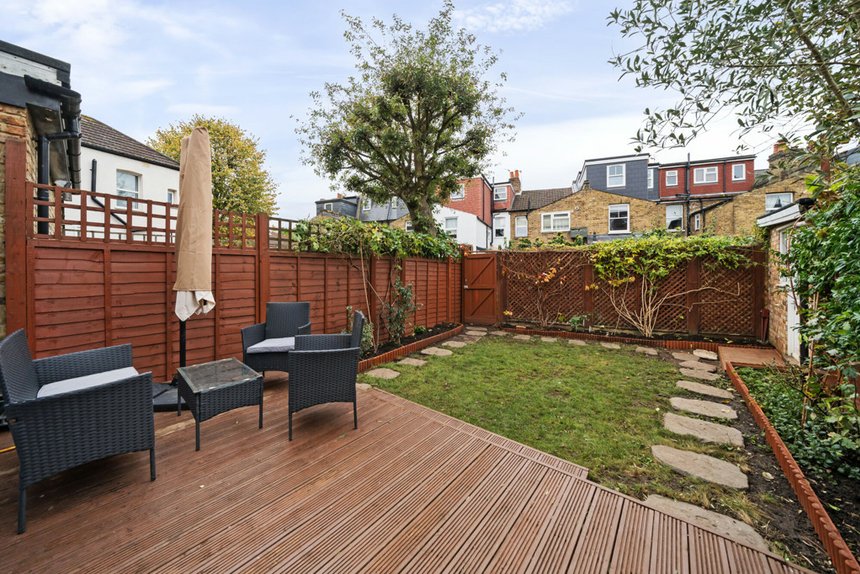 for sale loveday road london 36079 - Gibbs Gillespie