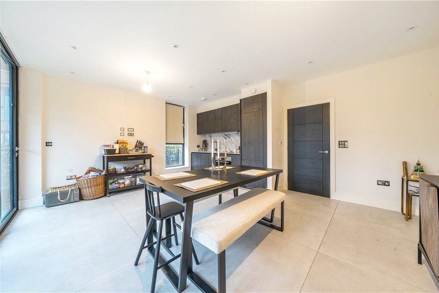 for sale eastbury avenue london 36108 - Gibbs Gillespie