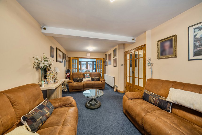 for sale wetheral drive london 36124 - Gibbs Gillespie