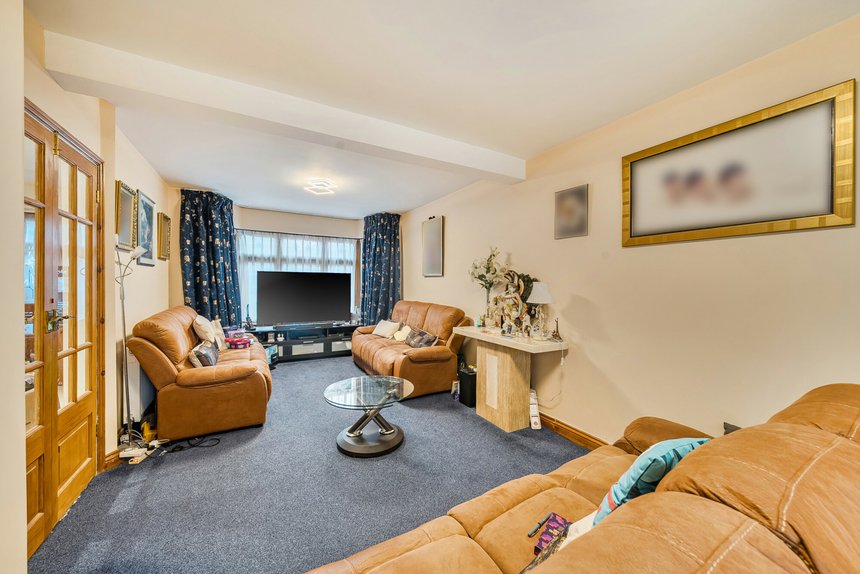 for sale wetheral drive london 36124 - Gibbs Gillespie