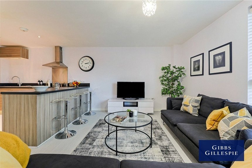 for sale pump house crescent london 36137 - Gibbs Gillespie
