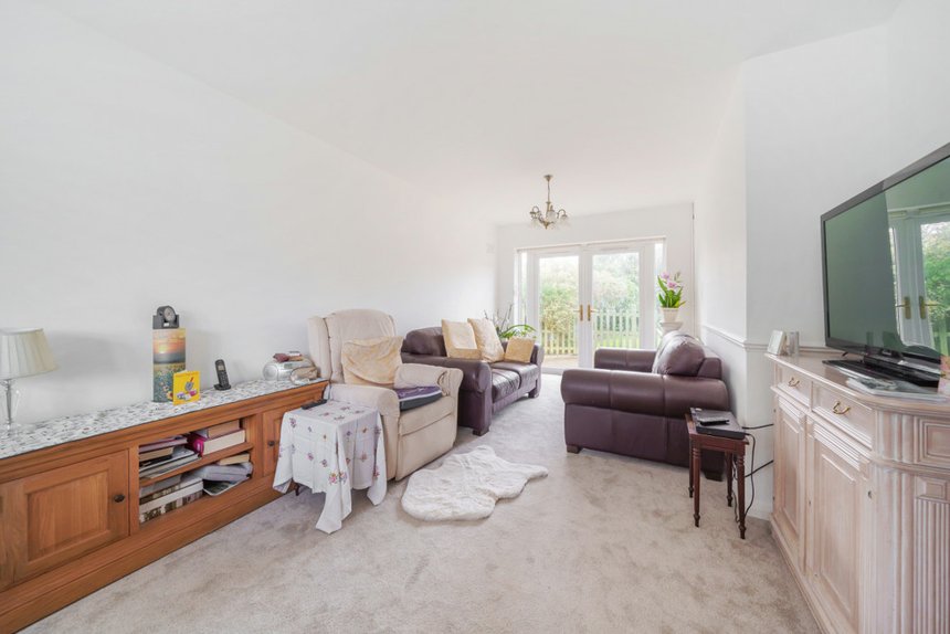for sale eastwick crescent london 36186 - Gibbs Gillespie