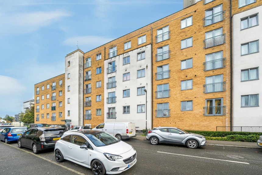 for sale taywood road london 36226 - Gibbs Gillespie