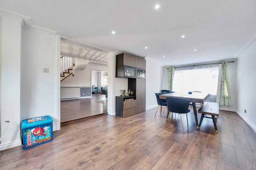 sold plough lane london 36431 - Gibbs Gillespie