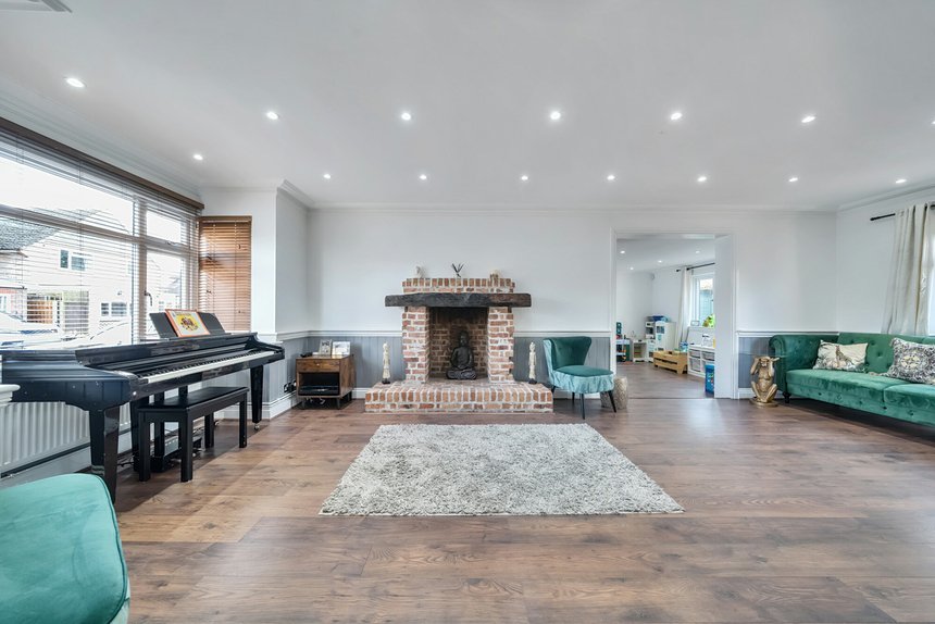 sold plough lane london 36431 - Gibbs Gillespie