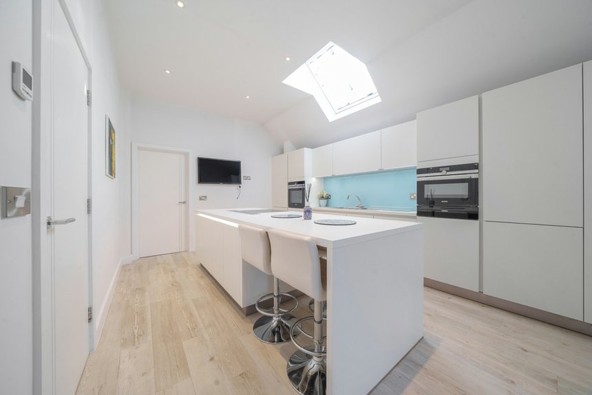 for sale long lane london 36469 - Gibbs Gillespie