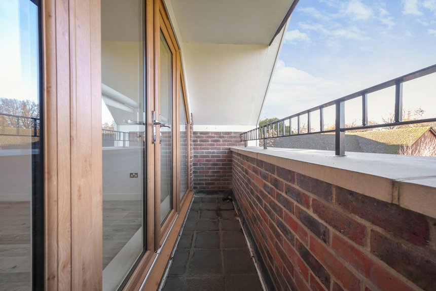for sale long lane london 36469 - Gibbs Gillespie