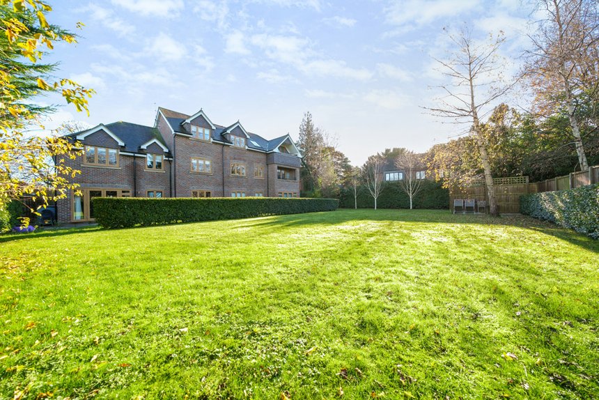 for sale long lane london 36469 - Gibbs Gillespie