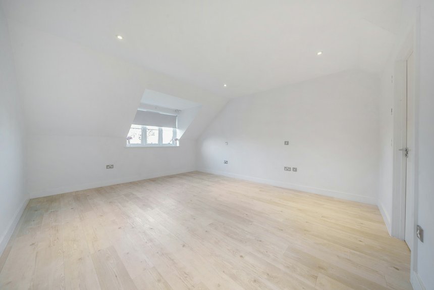 for sale long lane london 36469 - Gibbs Gillespie