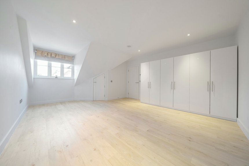 for sale long lane london 36469 - Gibbs Gillespie