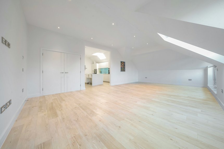 for sale long lane london 36469 - Gibbs Gillespie