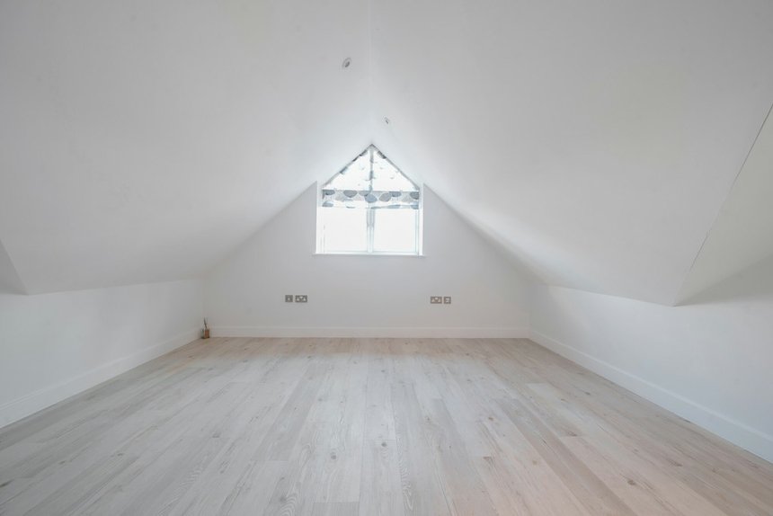 for sale long lane london 36469 - Gibbs Gillespie