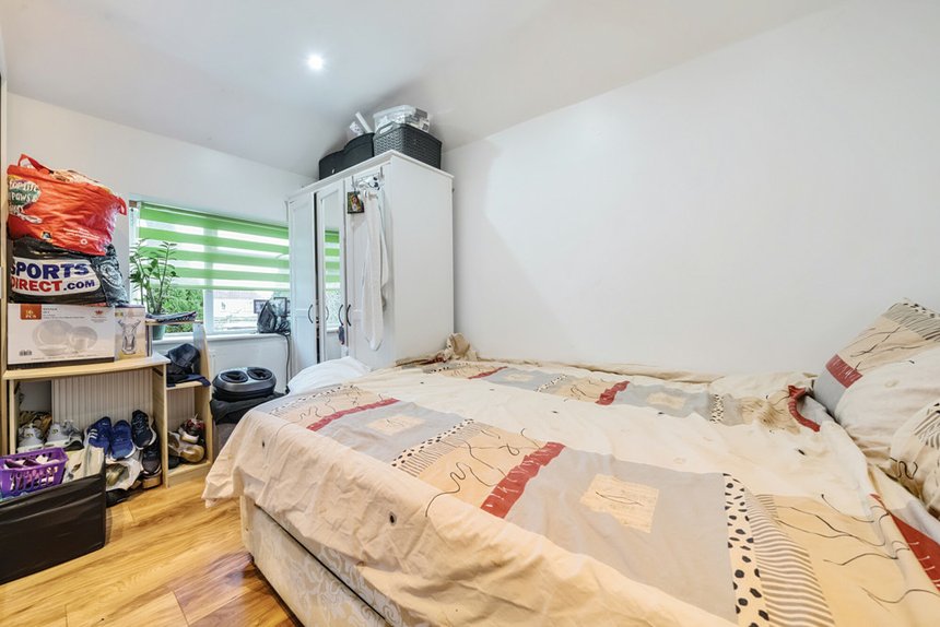 for sale thornton close london 36660 - Gibbs Gillespie