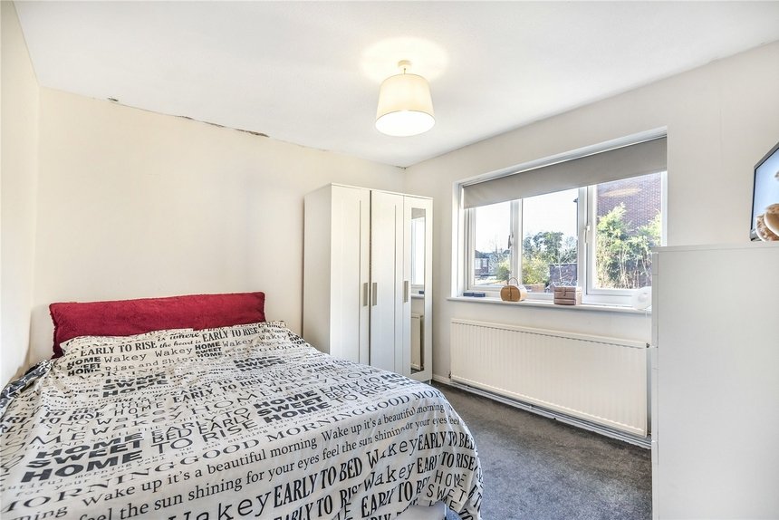 sold rockingham parade london 36664 - Gibbs Gillespie