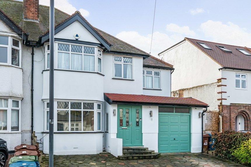 for sale worple way london 36755 - Gibbs Gillespie