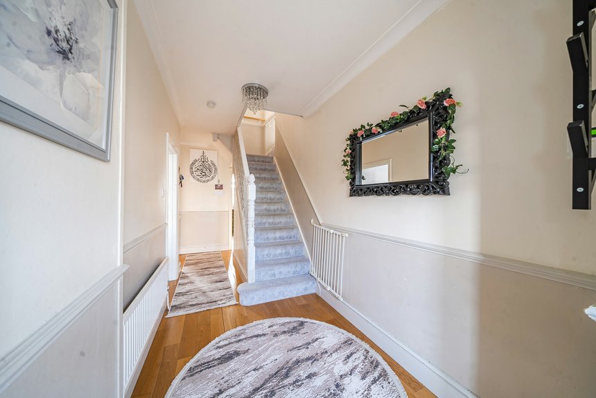 for sale worple way london 36755 - Gibbs Gillespie