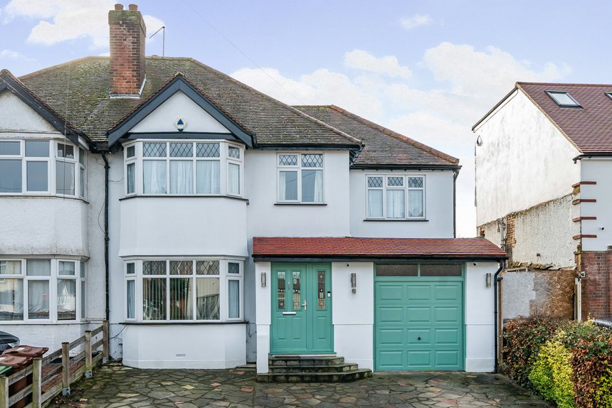for sale worple way london 36755 - Gibbs Gillespie