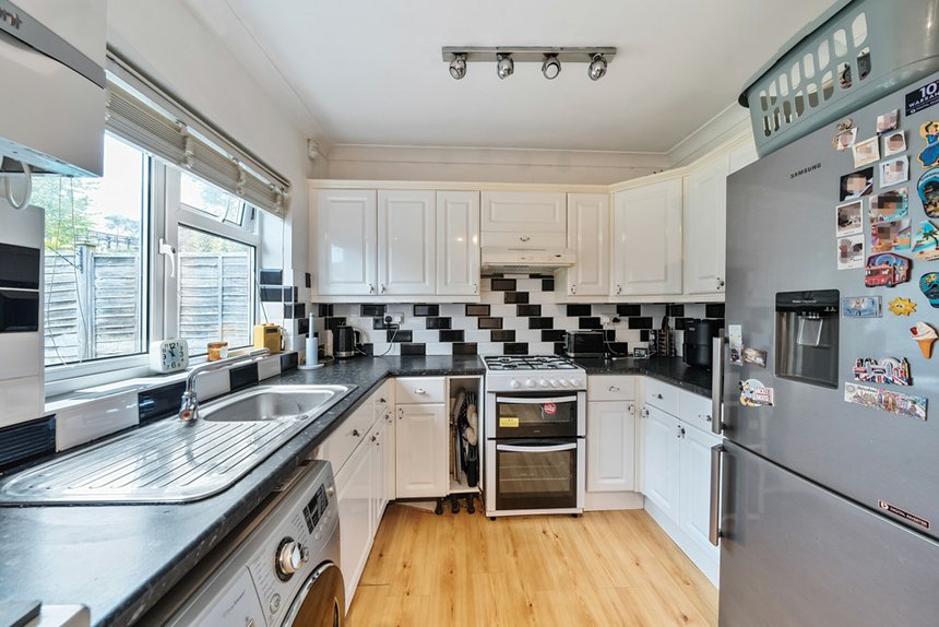 for sale bedford road london 36756 - Gibbs Gillespie