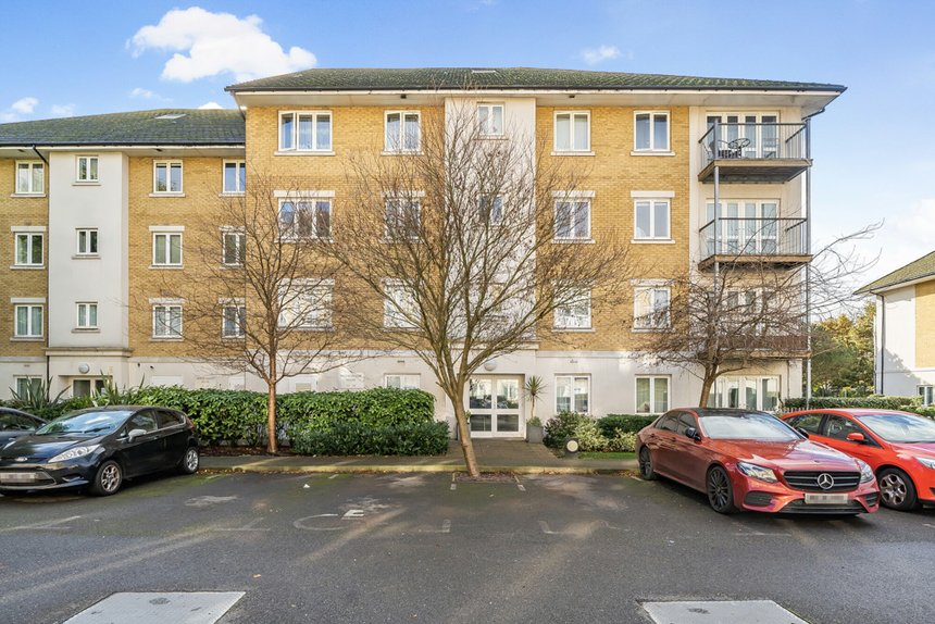 for sale park lodge avenue london 36758 - Gibbs Gillespie