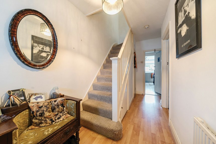 for sale wood end avenue london 36762 - Gibbs Gillespie