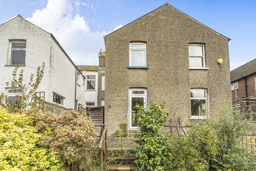 for sale hallowell road london 36775 - Gibbs Gillespie