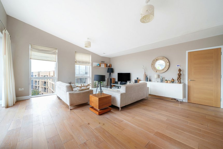 for sale durham wharf drive london 36803 - Gibbs Gillespie