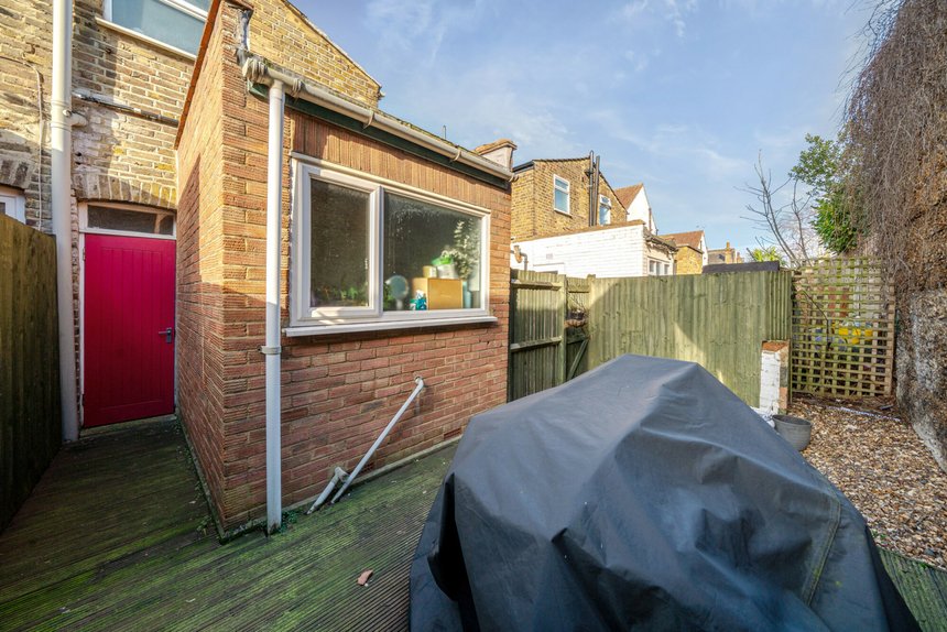 for sale cumberland road london 36819 - Gibbs Gillespie