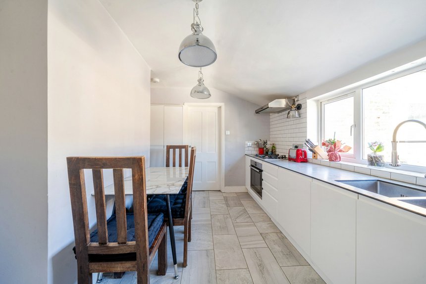 for sale cumberland road london 36819 - Gibbs Gillespie