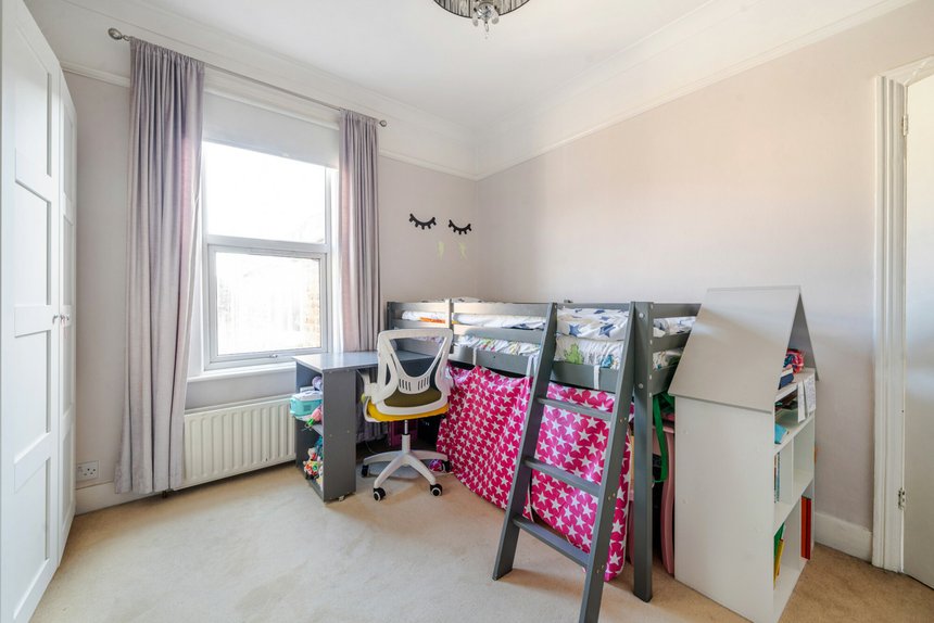 for sale cumberland road london 36819 - Gibbs Gillespie