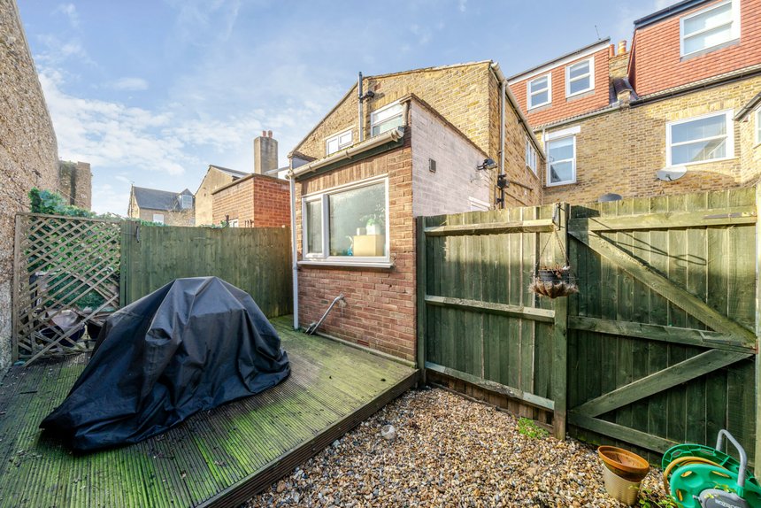 for sale cumberland road london 36819 - Gibbs Gillespie