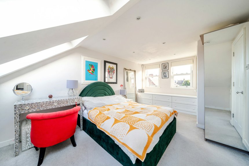 for sale cumberland road london 36819 - Gibbs Gillespie