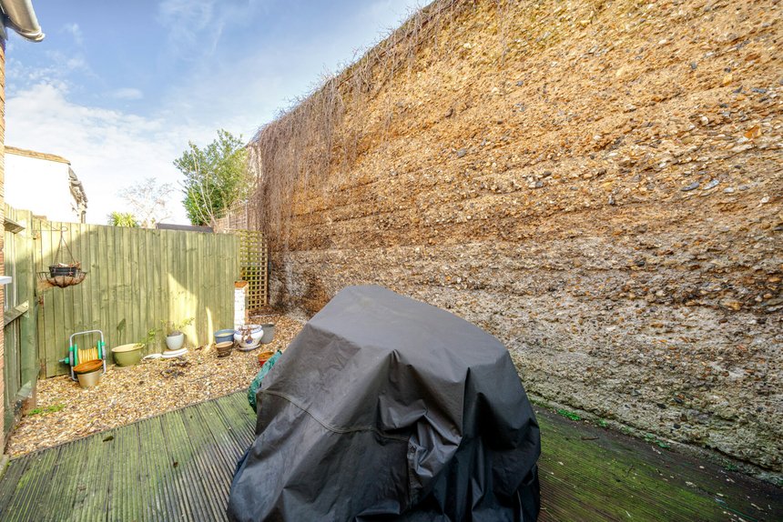 for sale cumberland road london 36819 - Gibbs Gillespie