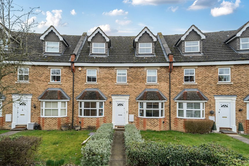 for sale pembroke avenue london 36874 - Gibbs Gillespie