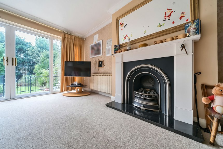for sale canons drive london 36891 - Gibbs Gillespie