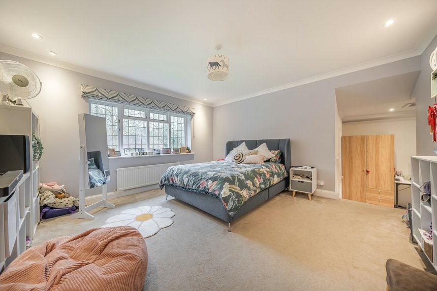for sale the beeches london 36918 - Gibbs Gillespie