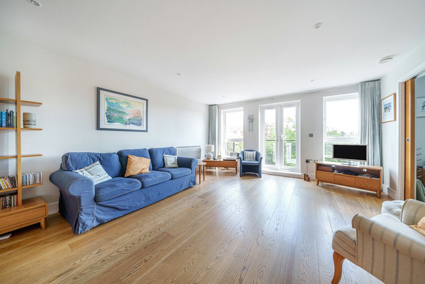 for sale durham wharf drive london 36939 - Gibbs Gillespie