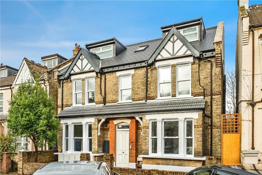 under offer hastings road london 37137 - Gibbs Gillespie