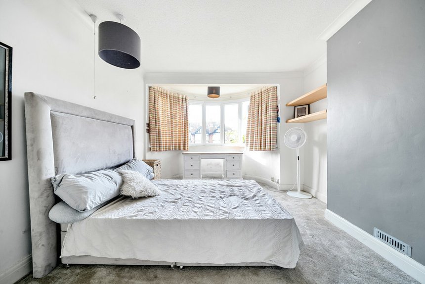 sold victoria road london 37143 - Gibbs Gillespie