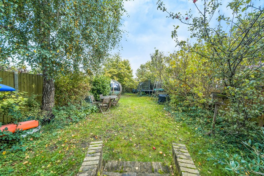 sold victoria road london 37143 - Gibbs Gillespie