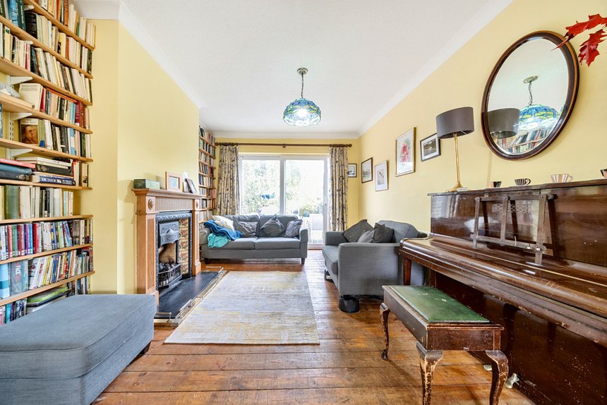 sold victoria road london 37143 - Gibbs Gillespie